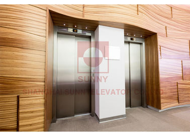 Tipo posterior elevador de alta velocidad del sitio de la máquina del contrapeso pequeño del pasajero del elevador