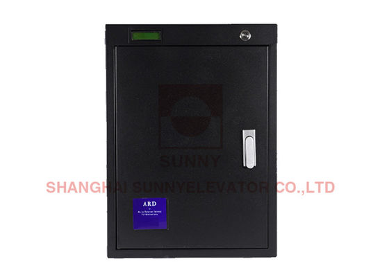 Dispositivo de nivelación de emergencia de ascensor para el sistema de nivelación de emergencia de ascensor